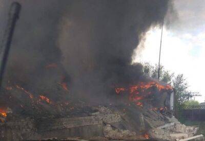 Луганщина от многочисленных ракетных ударов в огне: погибли гражданские и священник (фото)