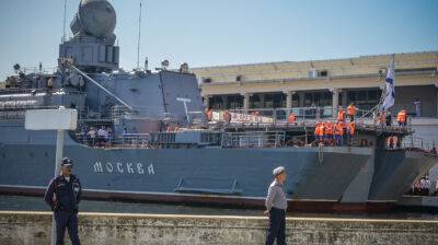 Экипаж крейсера "Москва" мог на более половины состоять из срочников – СМИ