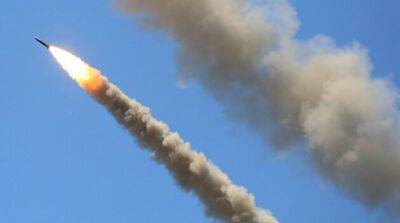 Враг нанес ракетный удар по центру Днепра, в Черкассах работает ПВО