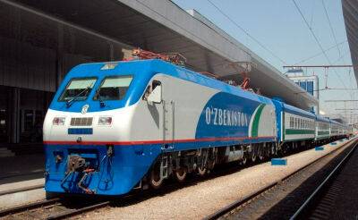 Железнодорожники временно приостановили движение поездов между Ташкентом и Андижаном из-за обильных осадков