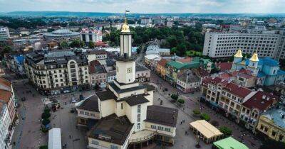 Есть риск обстрелов: Мэр Ивано-Франковска рекомендует покинуть город на выходные (видео)