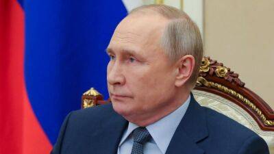 Путин извинился перед премьером Израиля за слова Лаврова о холокосте