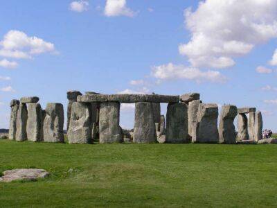 В Британии рядом со Стоунхенджем откроется выставка аналогичных каменных кругов из Японии