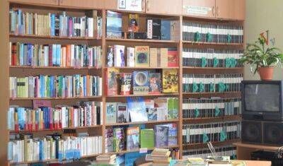 Библиотеки Украины очистят от русских книг