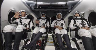 Илон Маск - Томас Маршберн - Маттиас Маурер - Радж Чари - "Это была отличная поездка". Экипаж SpaceX Crew-3 вернулся на Землю (видео) - focus.ua - Украина - шт. Калифорния