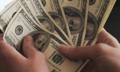 В апреле население купило валюты на $6,1 млн больше, чем продало: данные НБУ