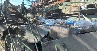 В "Азове" показали последствия расстрелянного авто для эвакуации (фото)