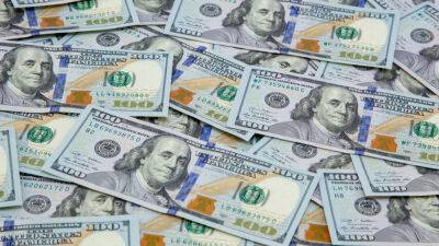 Валютные интервенции НБУ: регулятор продал $595 миллионов