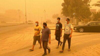 Песчаная буря накрыла Ирак