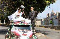 В Мексике устроили &#171;стильную&#187; свадьбу в образах Гитлера и Евы Браун. Фото