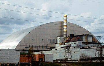 В Буче нашли радиоактивную колбу, украденную россиянами в Чернобыле