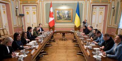 Канада вводит новые санкции против РФ и отменяет все пошлины на товары из Украины
