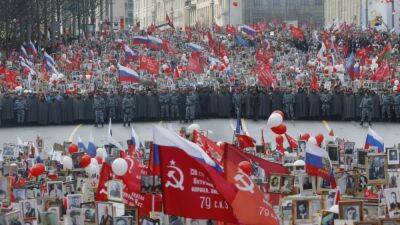 Свыше ста человек задержаны в России 9 мая за антивоенные пикеты