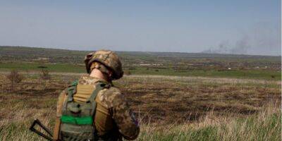 Уничтожили девять танков. Украинские защитники успешно отбили 15 атак войск РФ на Донбассе — ООС