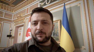 Зеленский поблагодарил Байдена за подписание закона о ленд-лизе для Украины