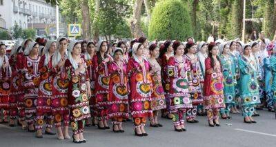 Фестиваль «Сто цветов чакана» прошел в Душанбе