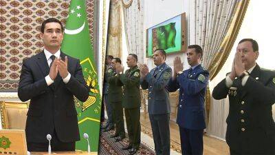 Министр обороны рассказал об улучшении условий жизни солдат, а Радио «Азатлык» – о взятках за службу в безопасных частях