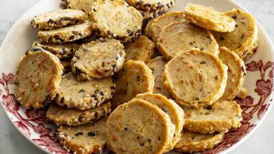 Необычный рецепт на Шавуот: печенье из маслин с сыром