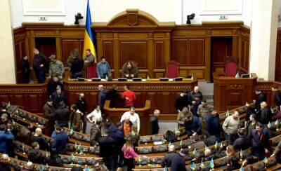 Лишение украинского гражданства: в Раде приготовили новое наказание для народа - за что такие меры