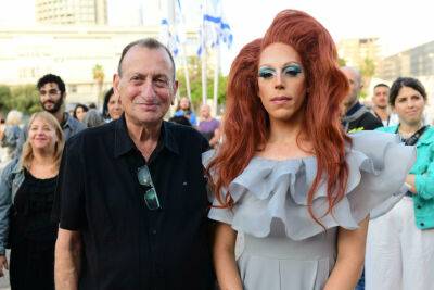 Самый большой Парад гордости на Ближнем Востоке в эти минуты проходит в Тель-Авиве
