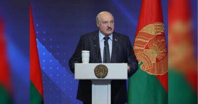 «Щоб не відтяпали»: Лукашенко зібрався повоювати за Західну Україну