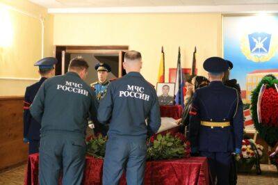 В Твери похоронили погибшего в Украине старшего лейтенанта Андрея Бобко