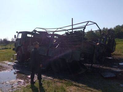 В окупантів у Брянській області згоріла військова техніка: фото