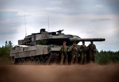 Германия отвергла идею Испании передать Украине 40 танков Leopard – СМИ
