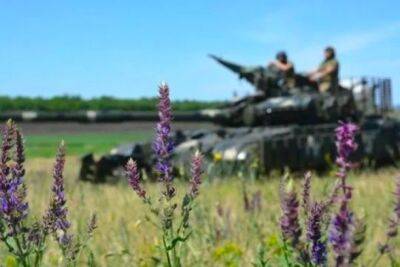Армия РФ при поддержке артиллерии оттеснила ВСУ из центра Северодонецка, идут тяжелые бои