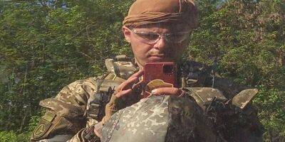 «У радуги в этом году черный цвет». Погиб участник ЛГБТ сообщества военных Украины Роман Ткаченко