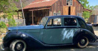 Редкий 73-летний Bentley нашли в старом сарае: он на ходу и стоит $22 000 (фото)