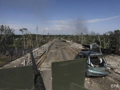 Оккупанты разрушили все мосты, которые ведут в Северодонецк, эвакуация из города невозможна – Гайдай