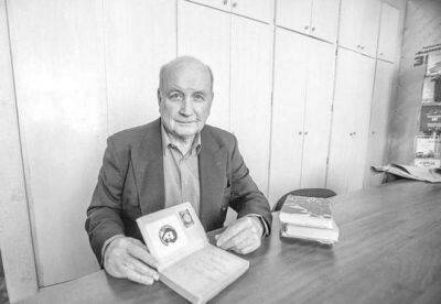 Умер Олег Судлянков — известный коллекционер графики и книжных знаков