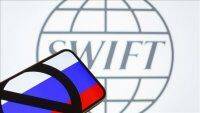 Три крупных российских банка сегодня отключили от SWIFT