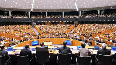 В Европарламенте отвергли предложение Еврокомиссии по экологической устойчивости газа и атомной энергии