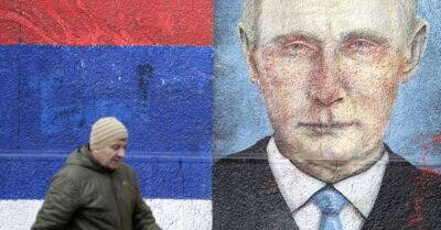 Сербия с ноября лишится поставок российской нефти из-за санкций ЕС