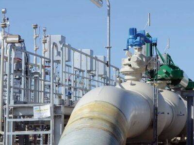 В Бундестаге призвали прекратить импорт газа из РФ через "Северный поток". "Газпром" объявил о снижении прокачки через трубопровод
