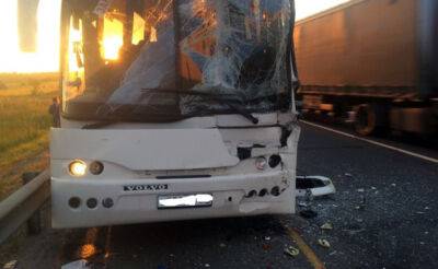 В Казахстане загорелся автобус, в котором находились свыше 30 граждан Узбекистана