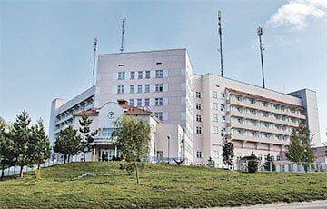 В Костюковичской больнице сотрудникам резко урезали зарплаты