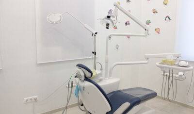 В стоматологии Тюменского медуниверситета работникам не выдавали спецодежду