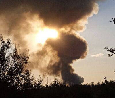 На Луганщині в окупованому Хрустальному знищено склад боєприпасів бойовиків