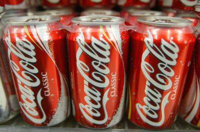 Coca-Cola офіційно йде з Росії
