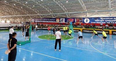В Душанбе проходит международный турнир по волейболу