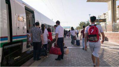 Названа цена билета на поезд Душанбе - Ташкент
