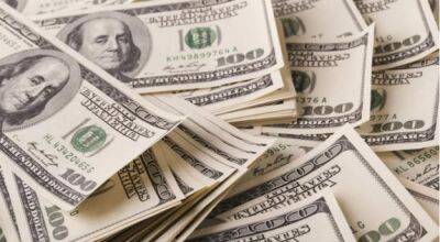 Валютные интервенции НБУ: регулятор продал более $1 миллиарда