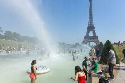 В Париже жарче, чем на Мертвом море: на Европу обрушилась экстремальная жара