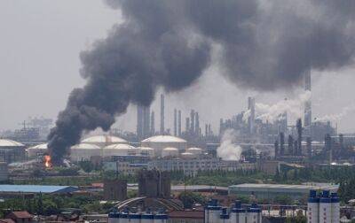 На нефтехимическом заводе в Шанхае произошел масштабный пожар - korrespondent.net - Украина - Шанхай - Shanghai - Шанхай