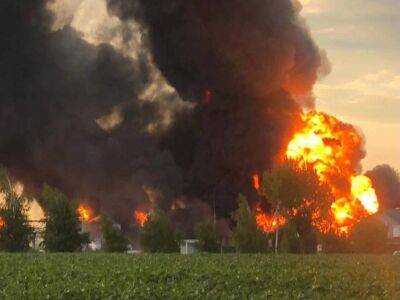 В Днепропетровской области на обстрелянном объекте взорвался резервуар с топливом, погиб спасатель – глава ОВА