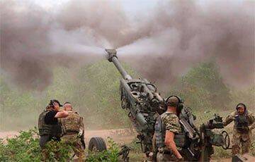 Бойцы ВСУ уничтожают оккупантов из американских гаубиц М777