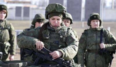 В россии начали звать женщин на службу по контракту
